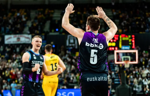 p._21_rs415705_j17_sbb-mba_firmar_acb_photo_-_e_del_fresno