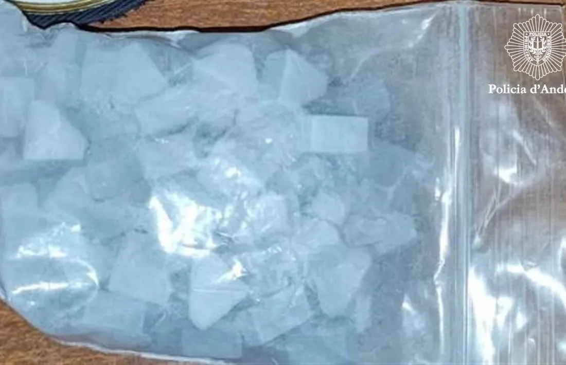 Pastilles comissades al detingut.