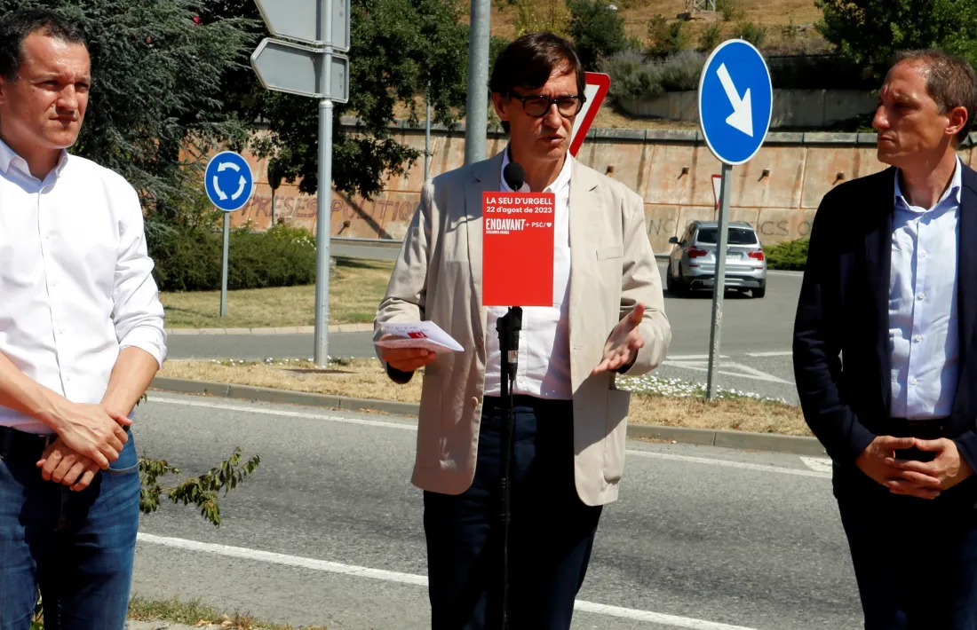 Illa, flanquejat per Ordeig i Crespín. 