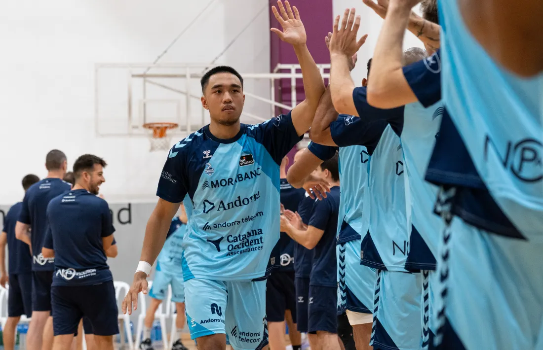 Aaron Ganal, en la presentació dels jugadors del primer equip en el Trofeu d’Encamp.