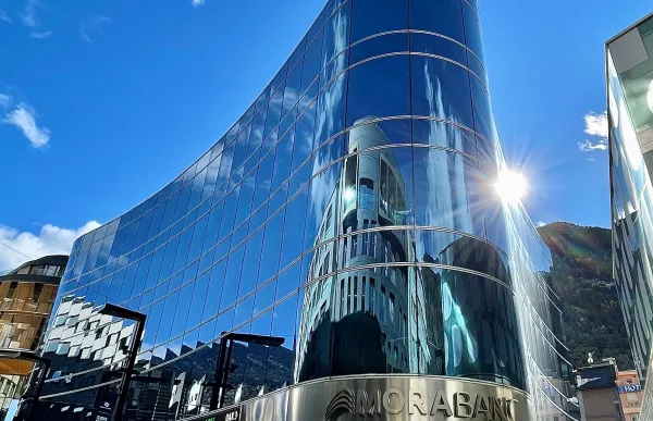edifici_morabanc_1