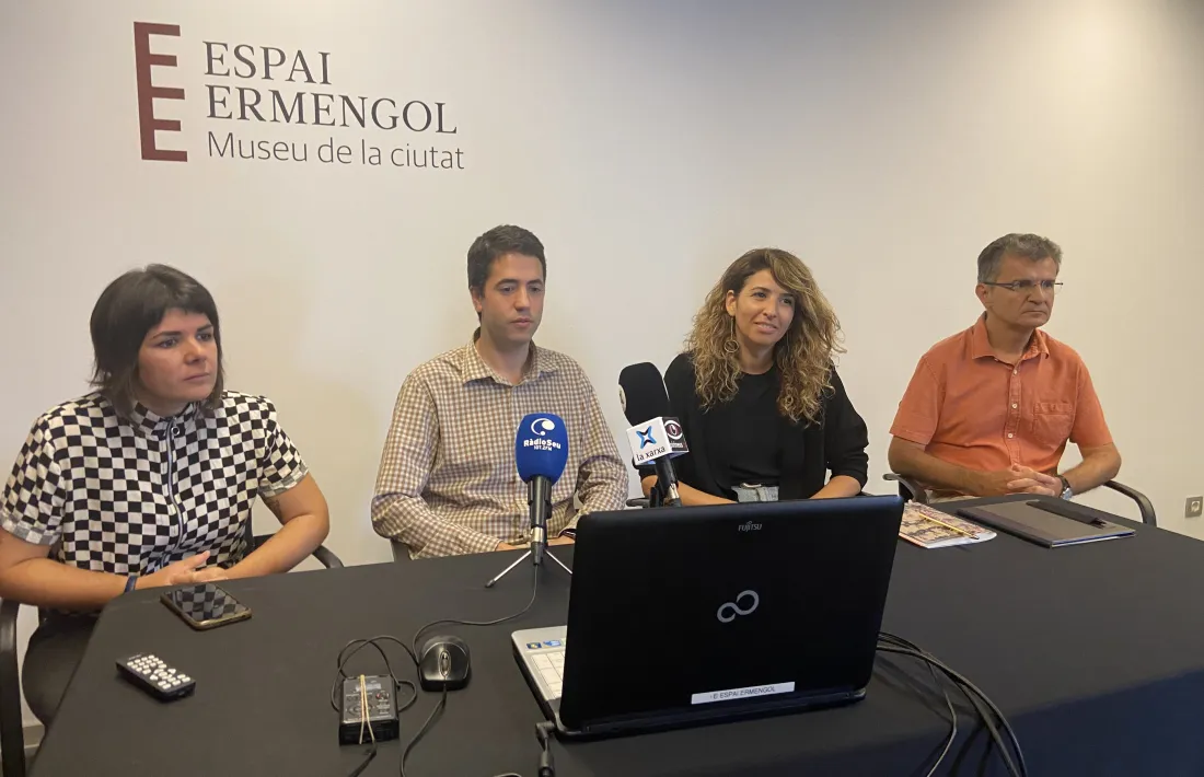 Anna López, l'alcalde Barrera, Clàudia Torner i Albert Galindo. 