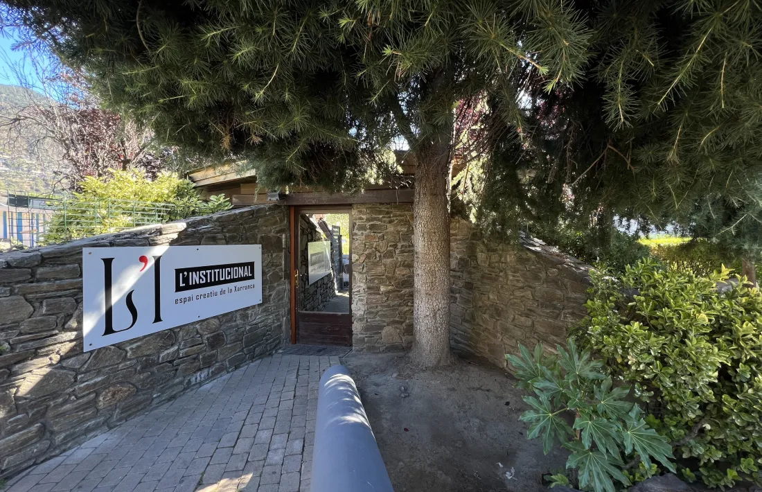 El nou local de La Xarranca ocupa un antic magatzem del Comú al costat del llac del Parc Central.