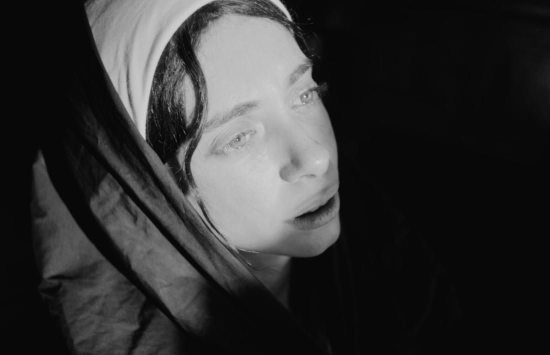 Clàudia Riera és Catherina, remeiera acusada de bruixeria i protagonista de ‘El mal donat’.