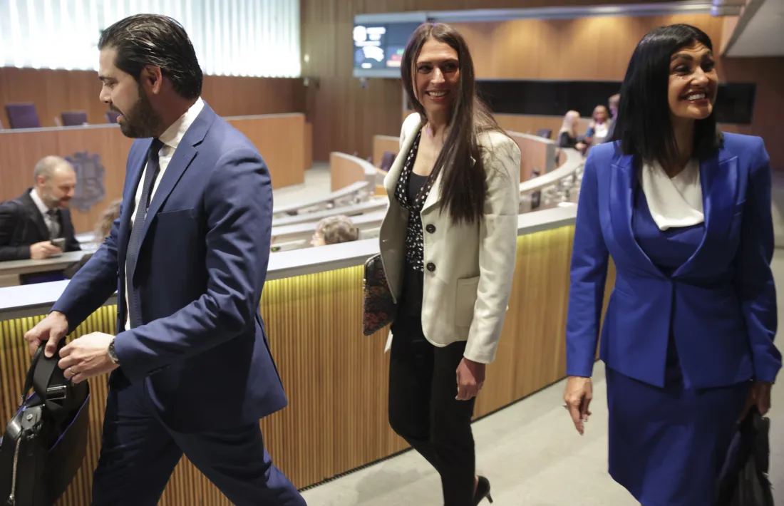 Els parlamentaris d’Andorra Endavant arribant a una sessió del Consell General.