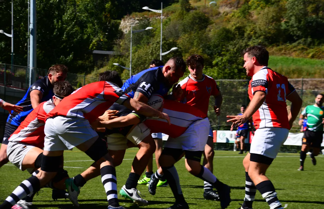 El VPC Andorra, sense els ‘isards’ convocats per la FAR, van tenir un debut plàcid.