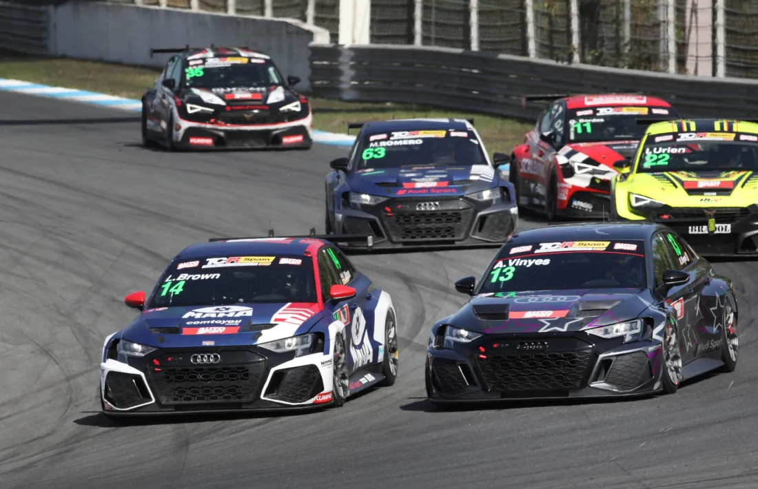 Amàlia Vinyes, amb el seu Audi RS3 LMS, a la prova del TCR Spain a Estoril.