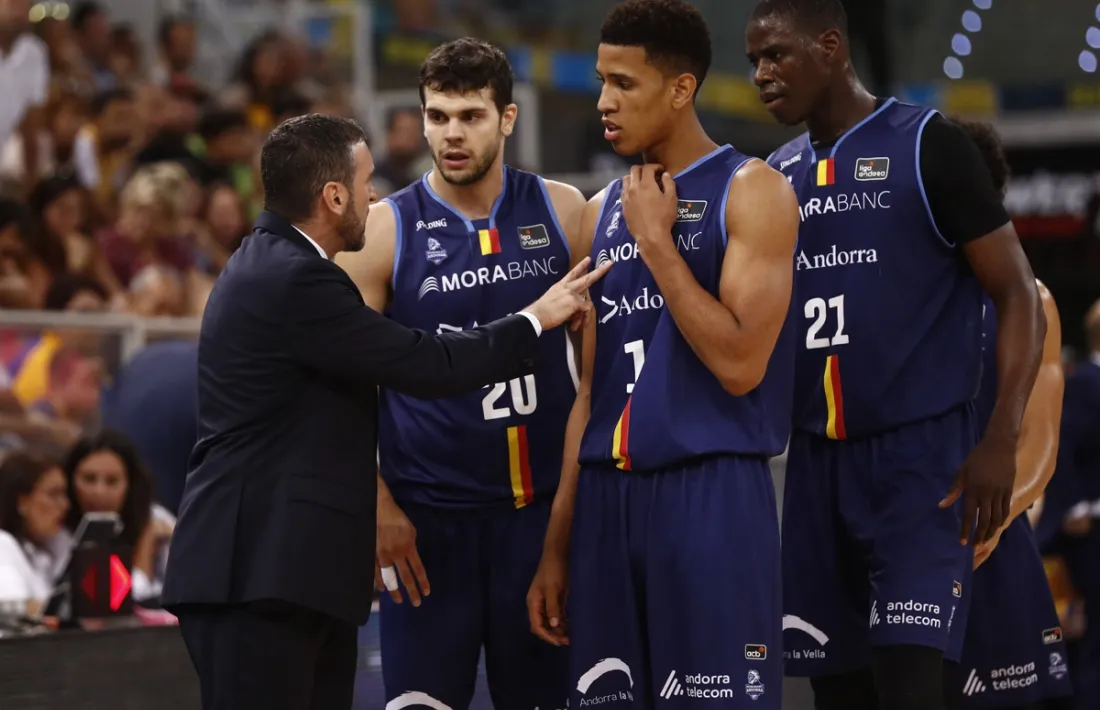 'Tyson' Pérez fitxa per l'equip que dirigeix Ibon Navarro. 