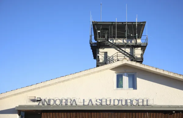 p._09.2_aeroport_seu_-_facundo_santana