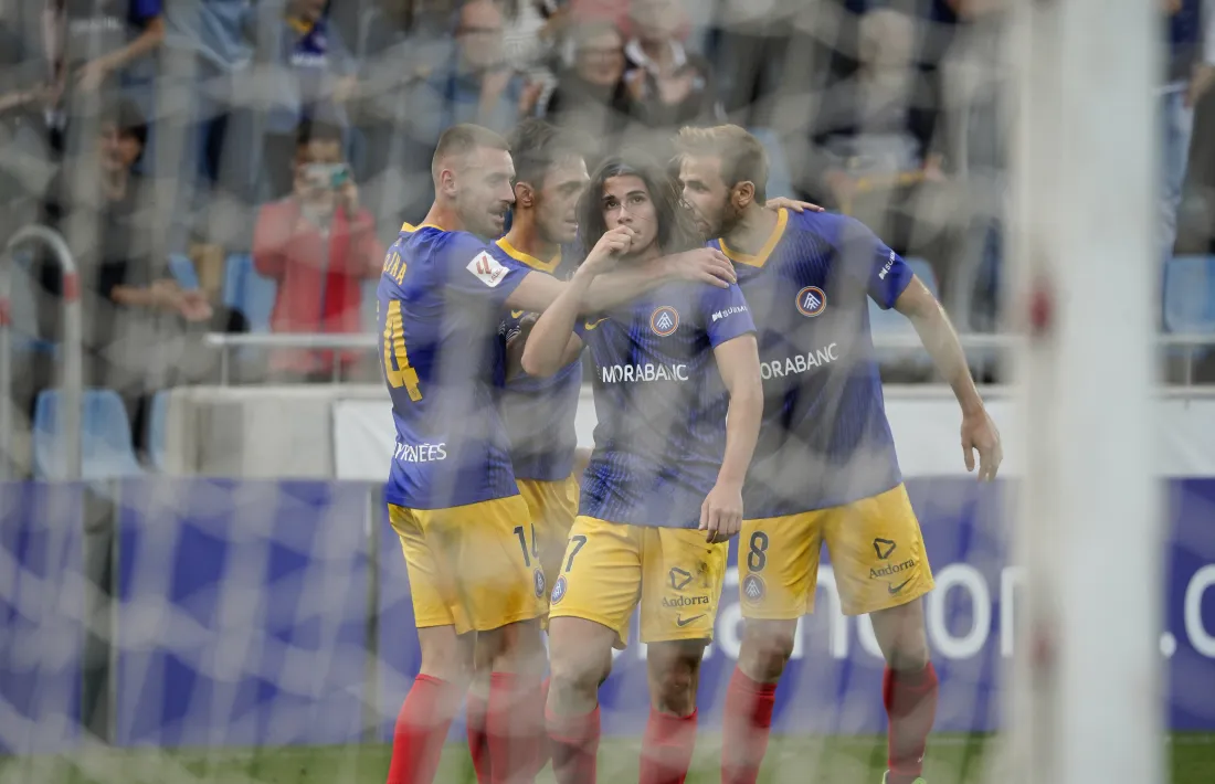 Álex Calvo, extrem andalús de l’FC Andorra, va repartir una assistència a Julen Lobete i va marcar l’últim gol contra l’Alcorcón.