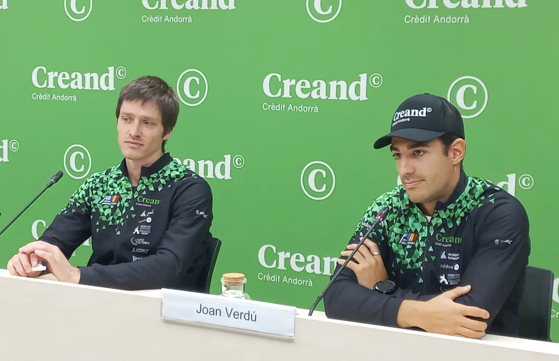 Joan Verdú, acompanyat per Roger Vidosa, a la roda de premsa de presentació de l’inici de temporada a Creand.