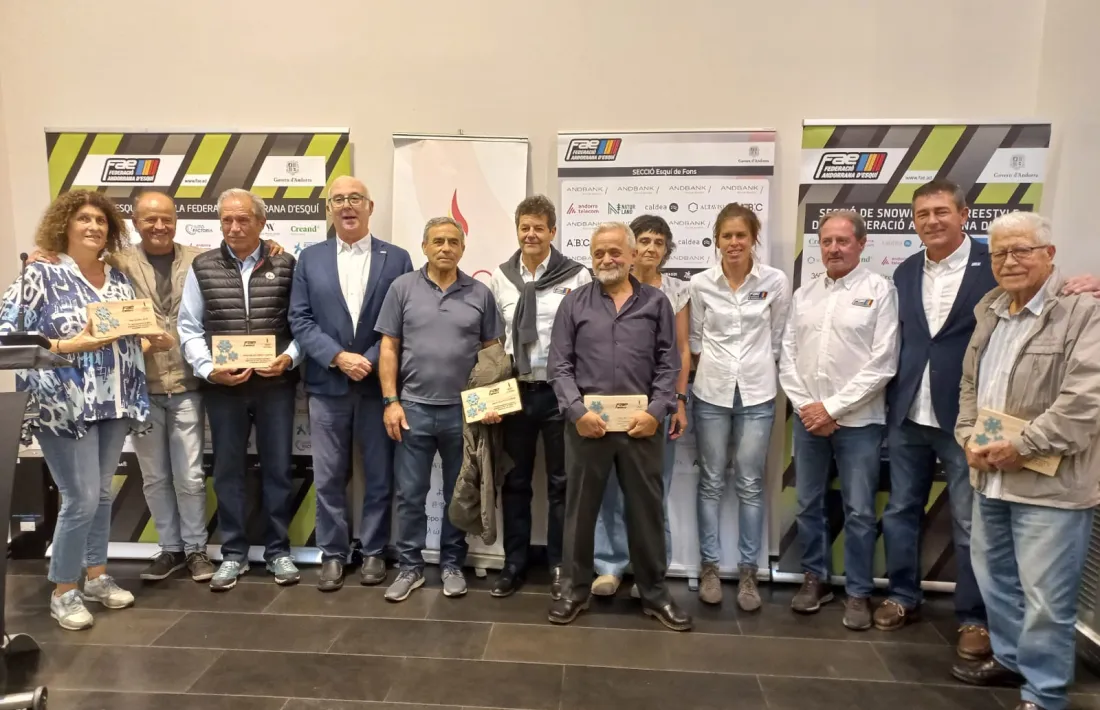 Els homenatjats enguany per la FAE al Prat del Roure d’Escaldes-Engordany.