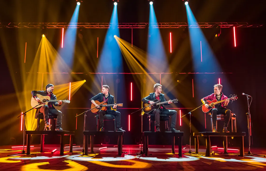 El quartet de guitarres 40 Fingers.