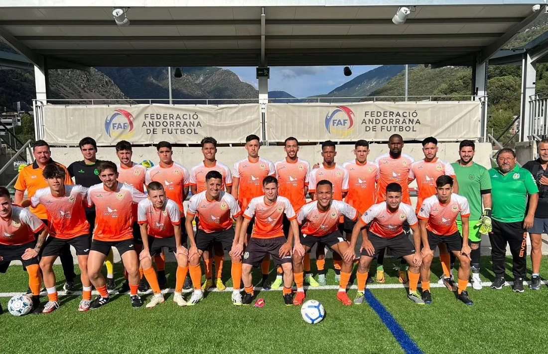 La UE Sant Julià, que va signar un acord amb l’FC Revolution de Los Ángeles, i enguany no podrà iniciar el curs.