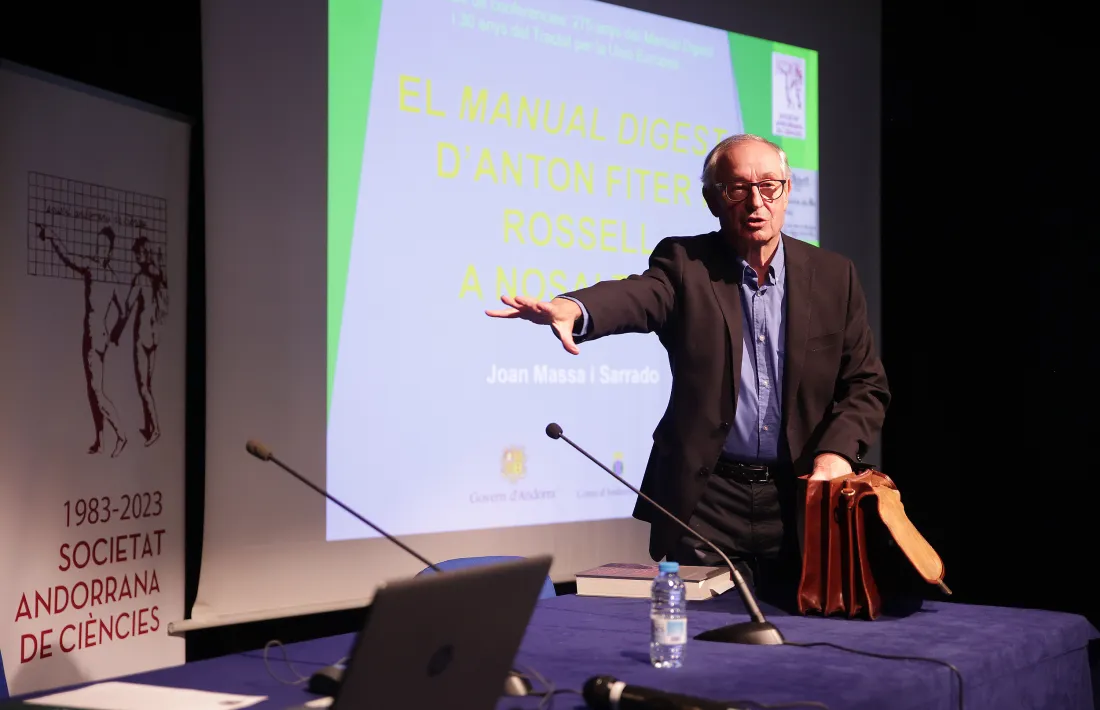 L’exsecretari general del copríncep episcopal, Joan Massa, a la Llacuna.