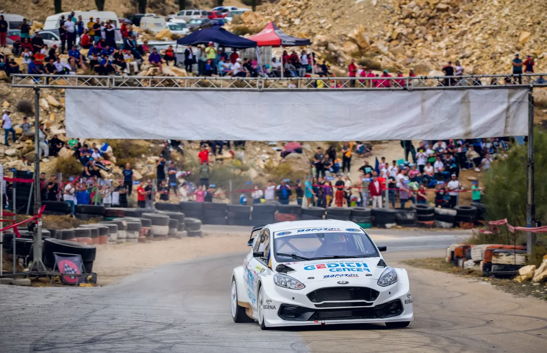 Gerard de la Casa, a Macael.