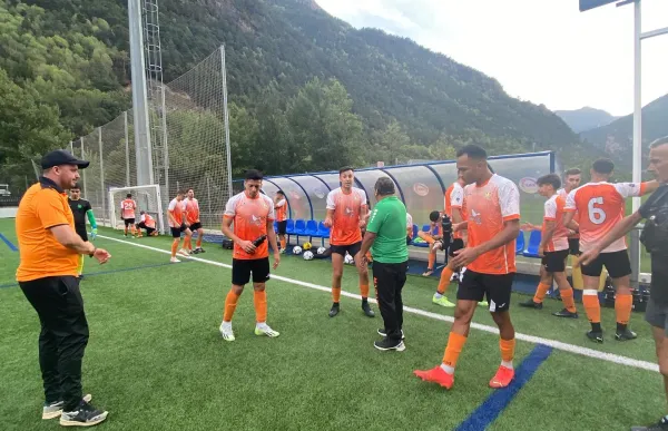 p._28_ue_sant_julia_foto_ue_sant_julia_centrat