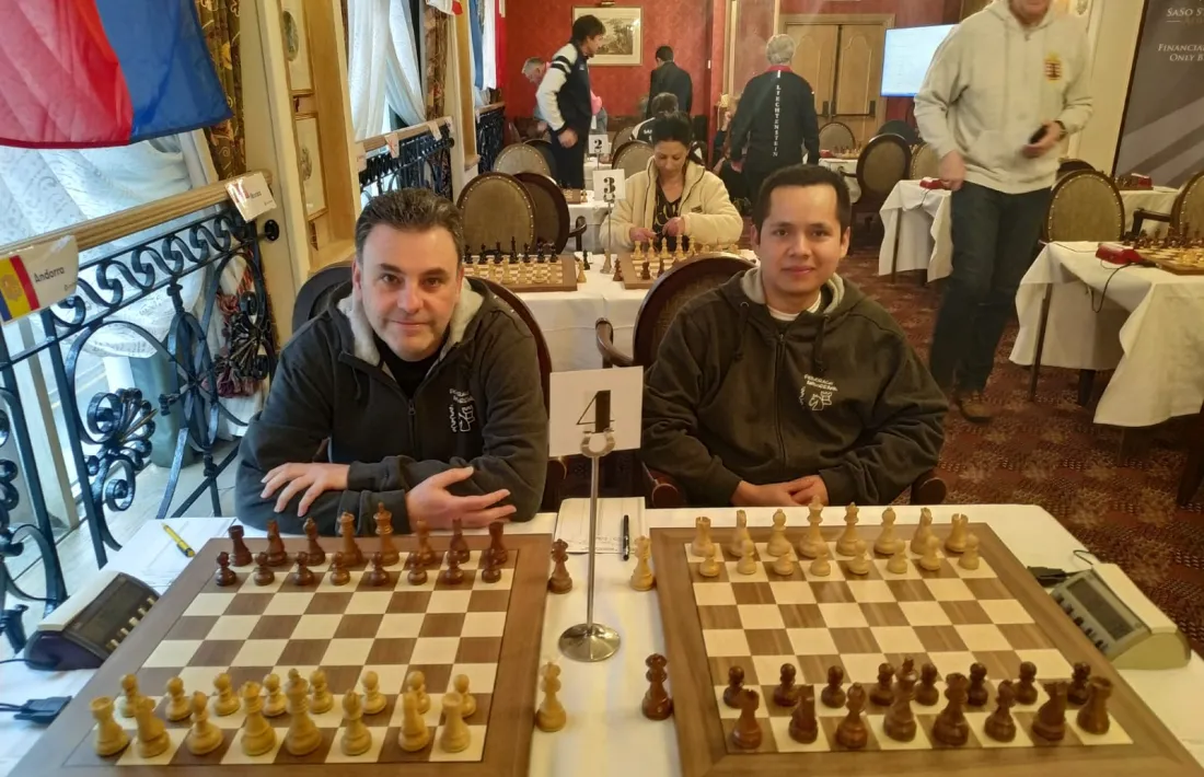 Òscar de la Riva i Felipe Porras abans de començar les partides contra Luxemburg.