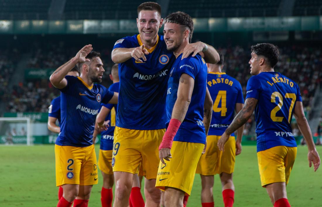 Aurélien Scheidler i Manu Nieto van poder jugar junts 27 minuts i va ser al Martínez Valero amb gol del francès i assistència de l’andalús.