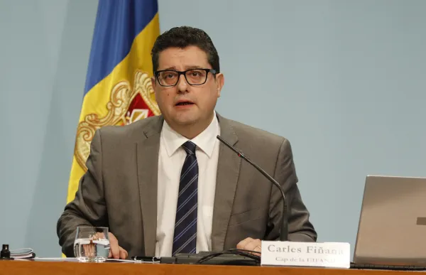 p._10_1_carles_finana_bondia
