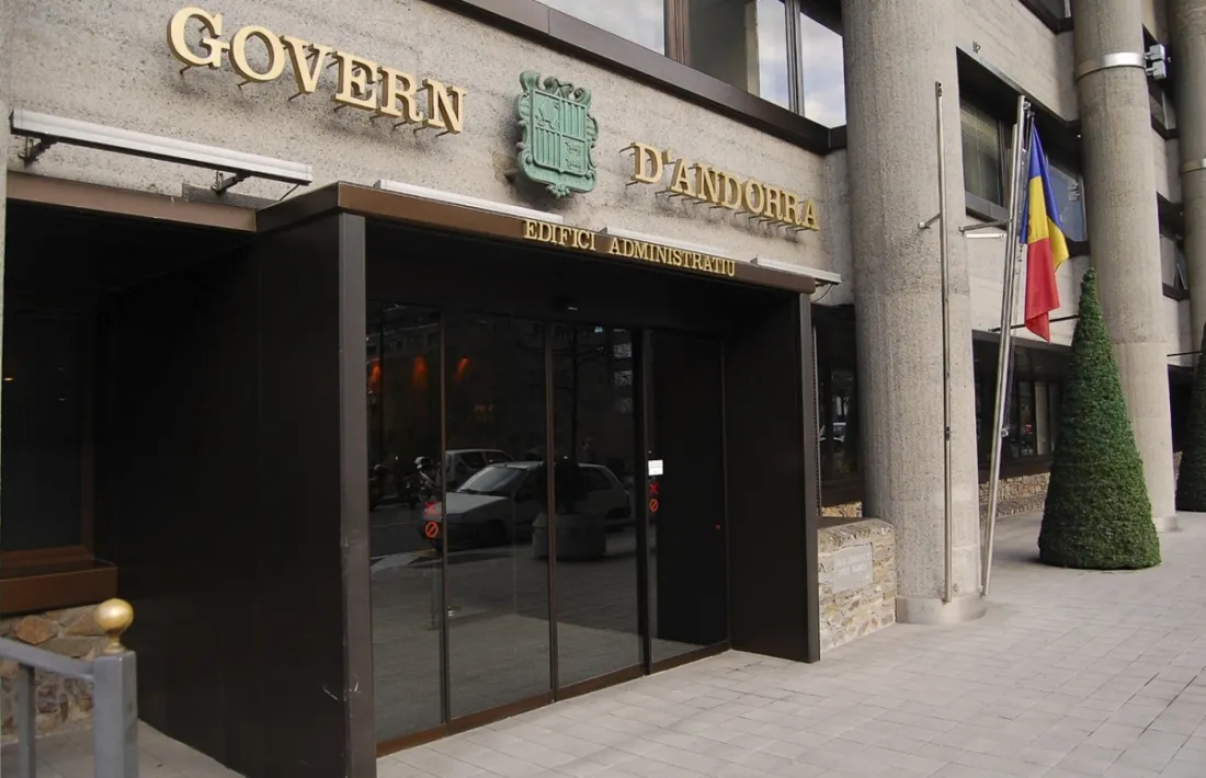 Façana de l’edifici administratiu de Govern.