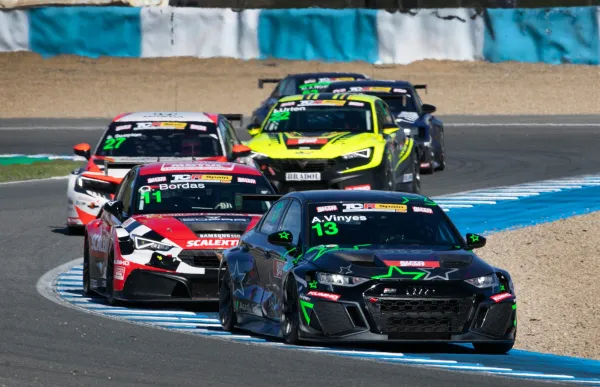 p._29_amalia_vinyes_foto_elias_domingo_copia