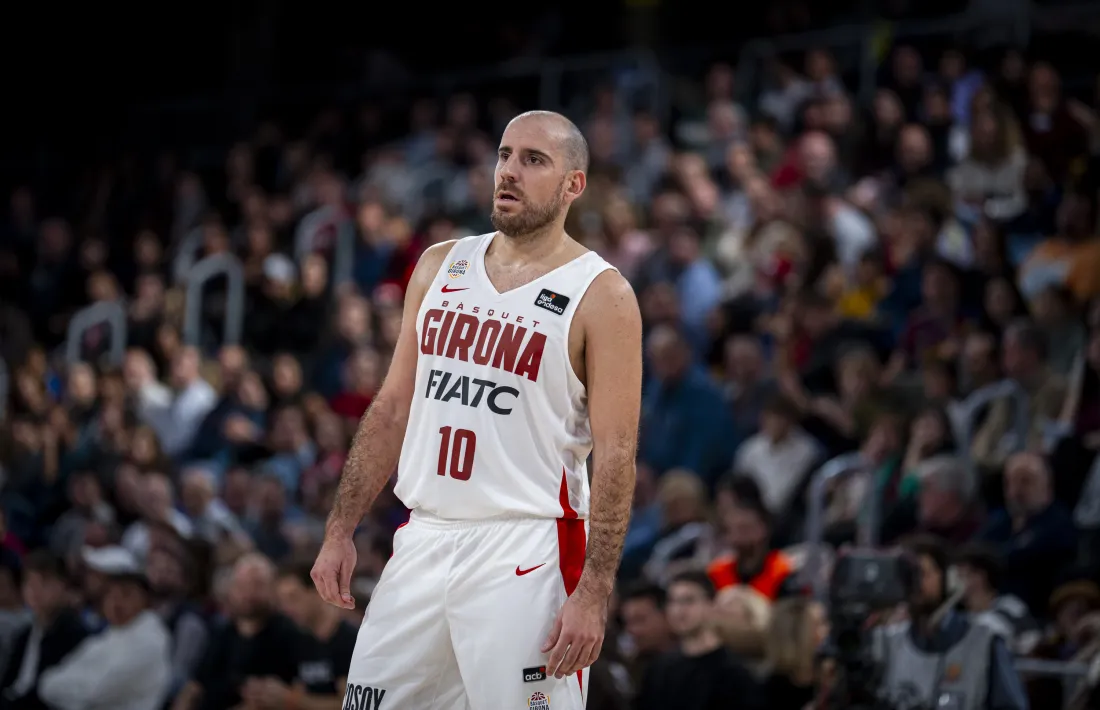 Quino Colom, amb la samarreta del Bàsquet Girona, serà rival dissabte del MoraBanc.