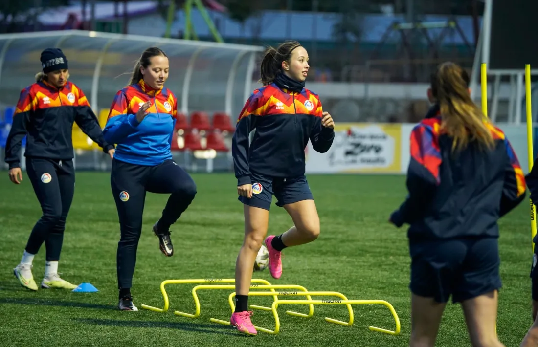 La selecció es va entrenar al CE FAF.