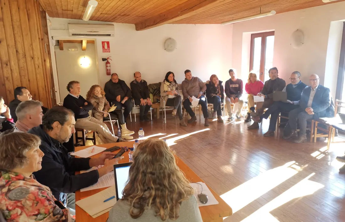 El Consell d'Alcaldes, reunit a Os de Civís. 