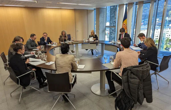 p._18_2_pxl_20231205_150725424_consell_general