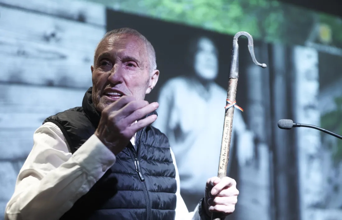Pere Torres de cal Tresà, amb seixanta anys fent la transhumància a l’esquena, posava rostre a tot el sector. 