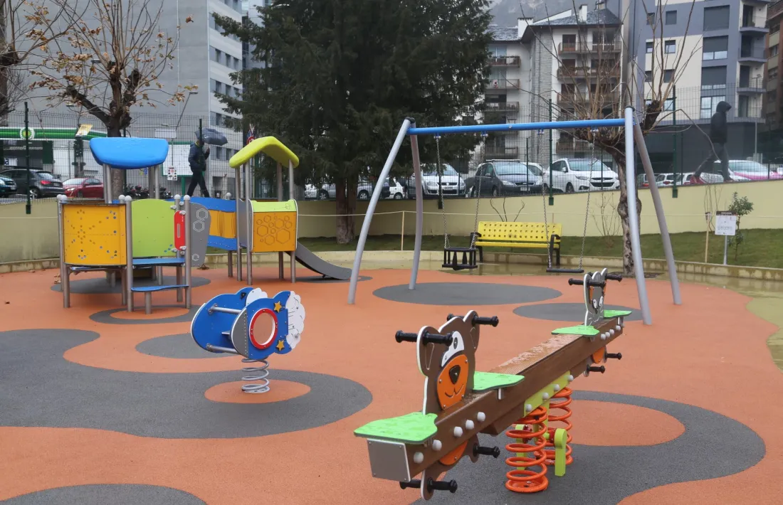 El remodelat parc infantil del Prat Gran de Sant Julià de Lòria.