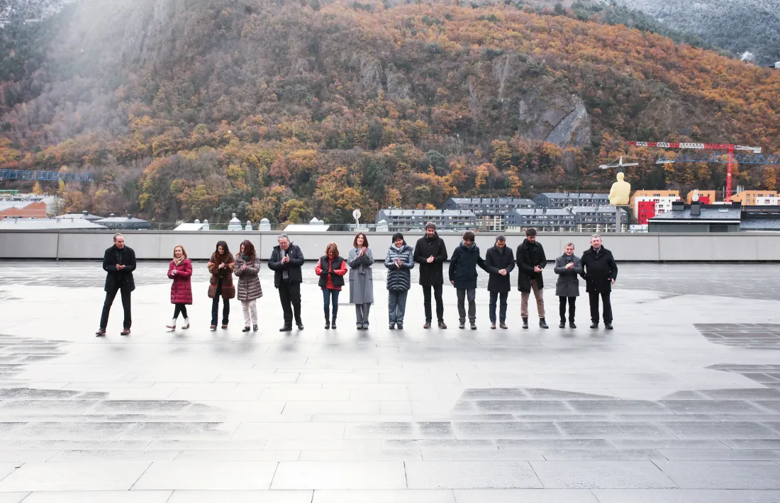 Els 14 candidats a cònsol major han posat per al BonDia a la plaça del Consell General.