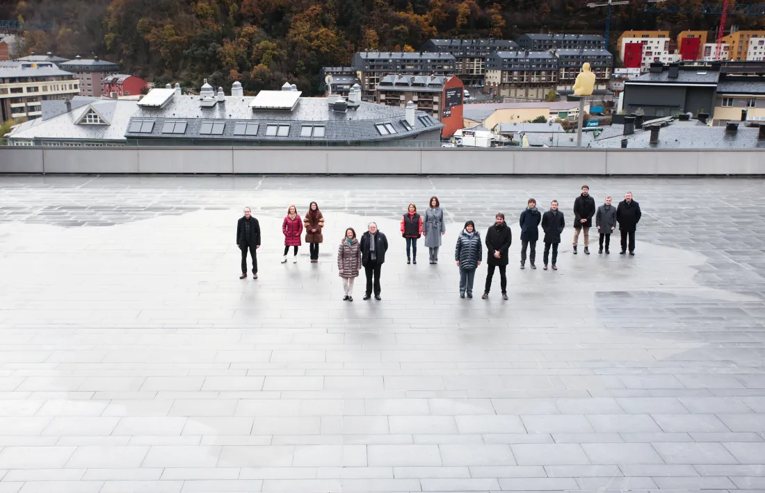 Cada candidat, a la seva parròquia, al mapa d'Andorra de la plaça del Consell.