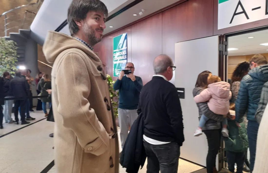 Carles Ensenyat reivindicava el dret a fer campanya en favor de Mas perquè “soc un polític”.