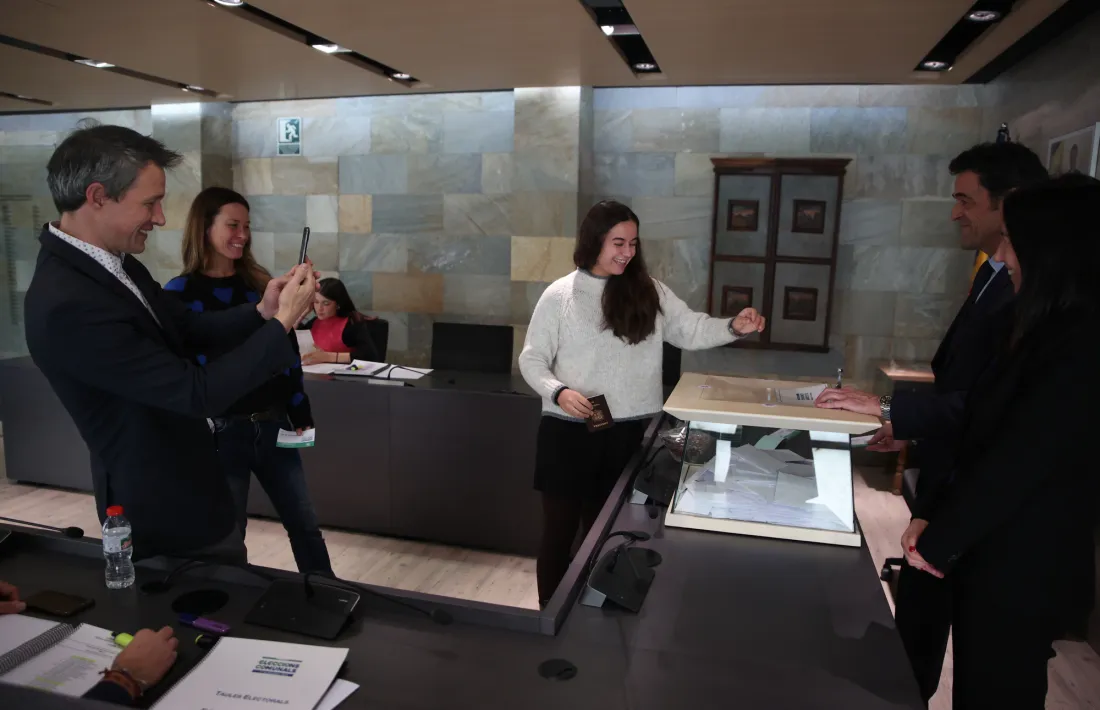 David Astrié, cònsol major d’Andorra la Vella, també va estar present a les eleccions ordinenques a nivell més familiar.