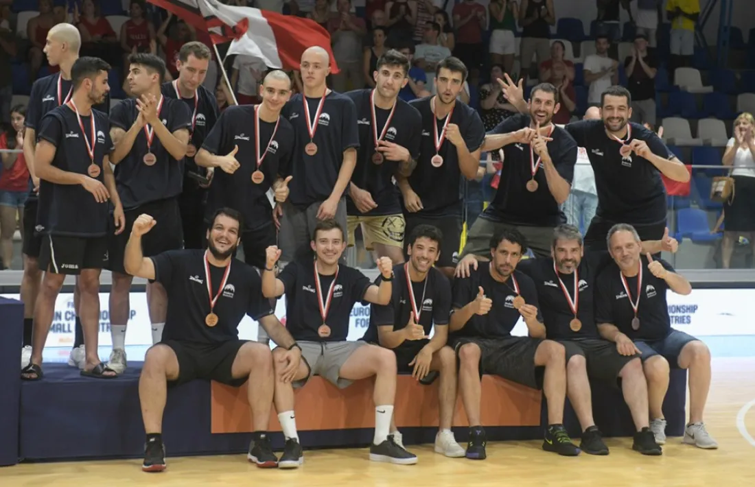 La selecció masculina, bronze a Malta.