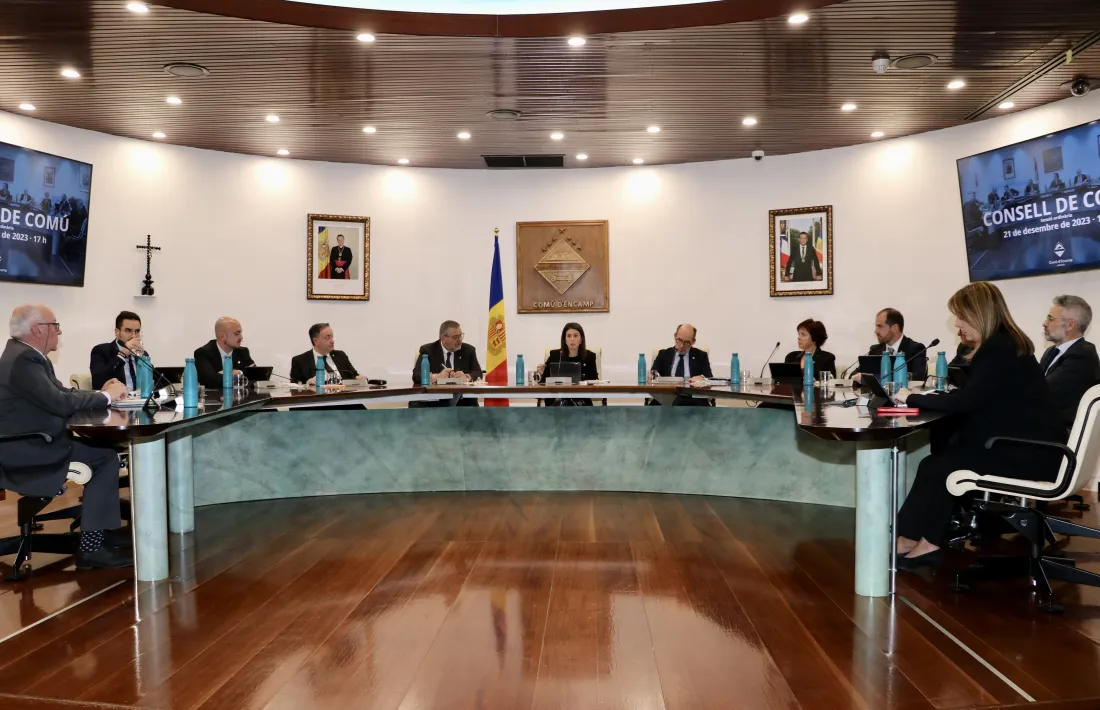 Un moment de la sessió de consell del Comú d’Encamp celebrada aquesta tarda.