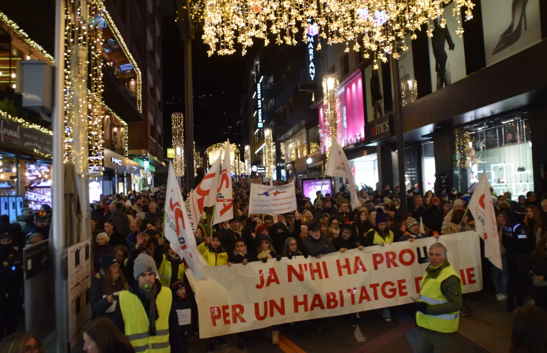 La manifestació del 8 de desembre passat al seu pas per l’avinguda Carlemany.