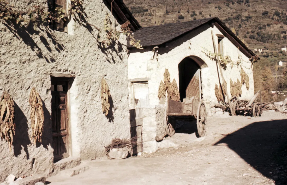 La borda de cal Prat, al número 38 de l'avinguda del Fener.