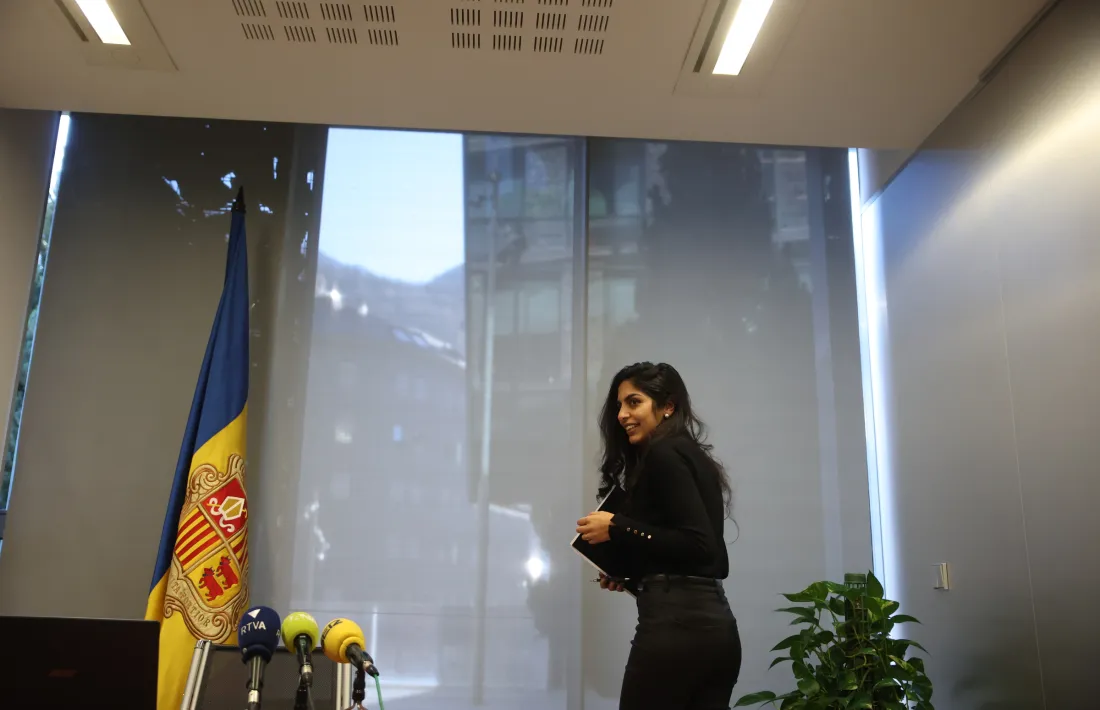 La cap de l’Agència de Protecció de Dades, Resma Punjabi.