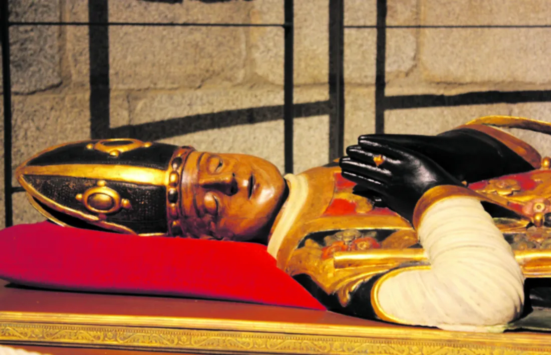 Cenotafi que cobria la tomba de Guinda a la Immaculada, avui al Museu Diocesà.