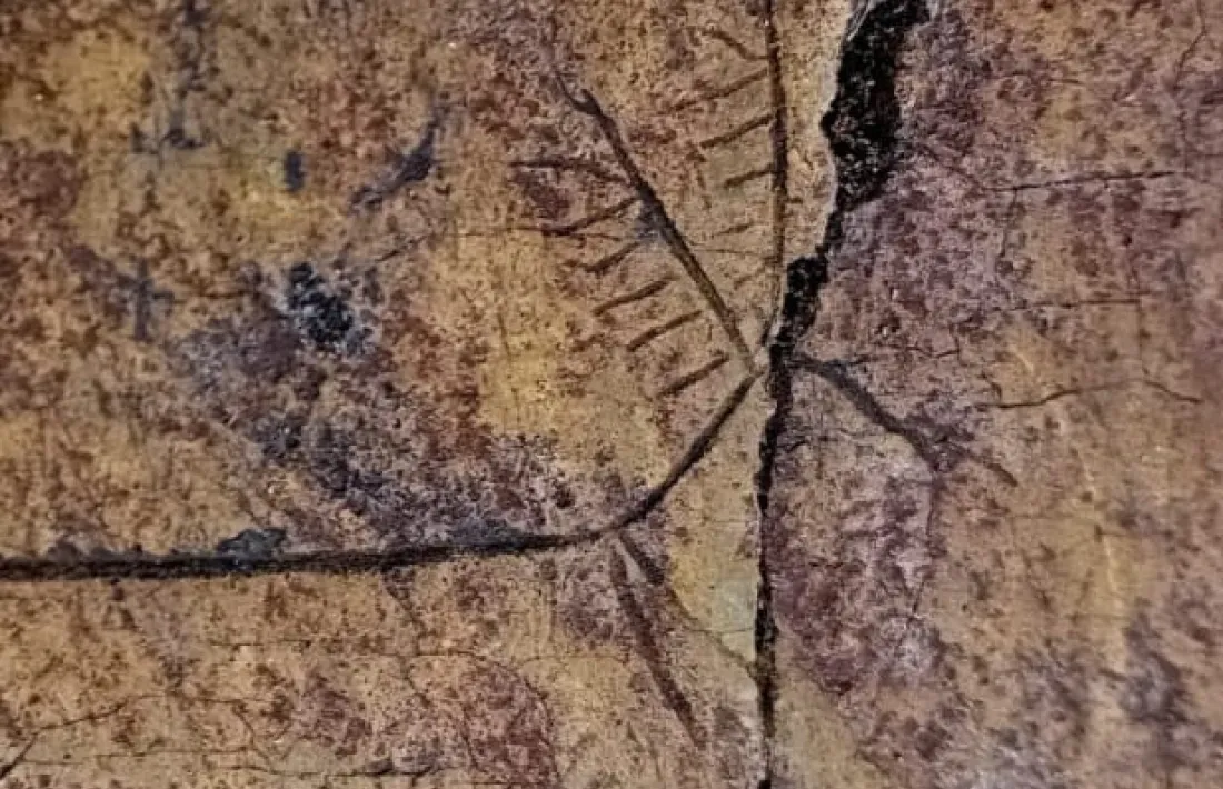 El cérvol, molt esquemàtic, és una divinitat habitual als pobles indoeuropeus.