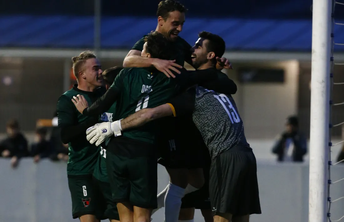 Iván Perianez, decisiu per al Penya. 