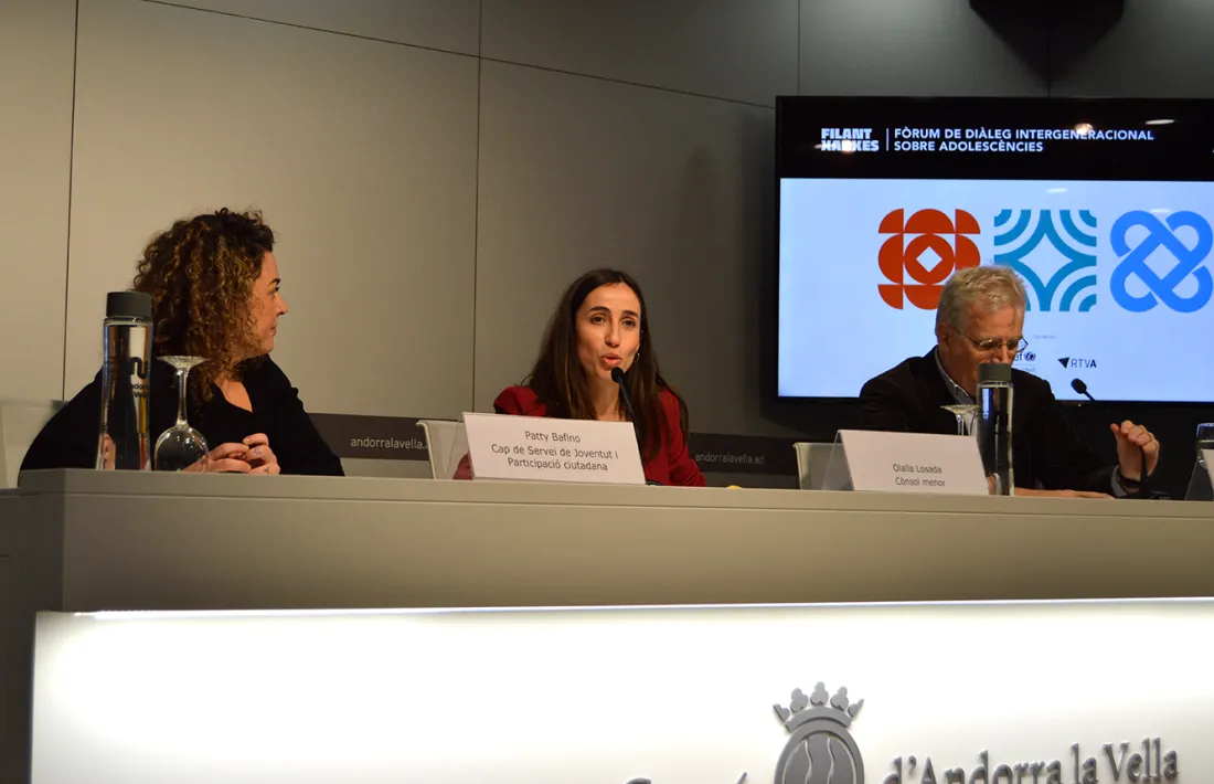 Un moment de la presentació del projecte Filant xarxes.