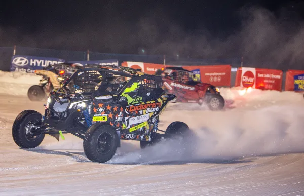 p._29_andbank_gseries_foto_fotoesportcliog220yf2815