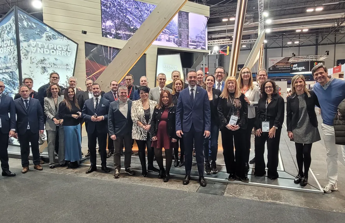Foto de família dels participants a Fitur.