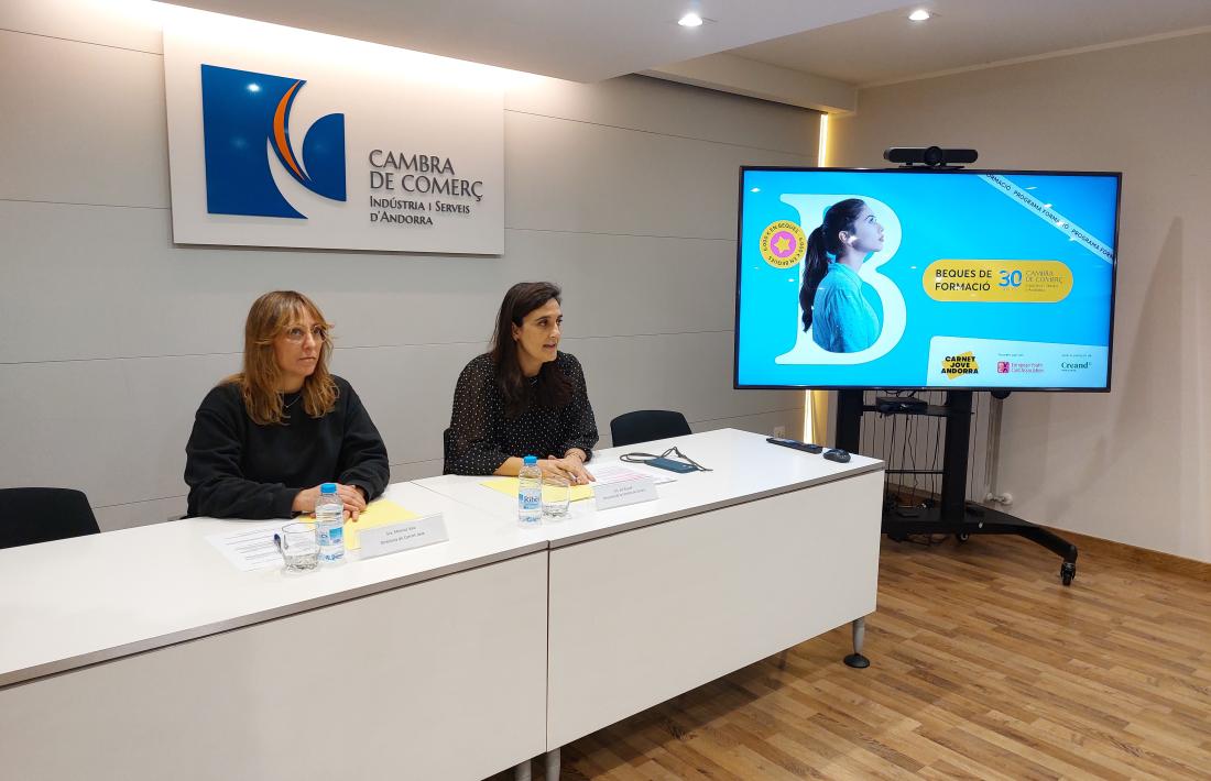 Un moment de la presentació del programa de beques, aquest matí.