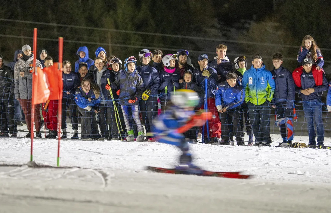 Els més menuts també van gaudir amb la competició més valorada pels esquiadors, amb el National Team Event a la pista del Canaro.