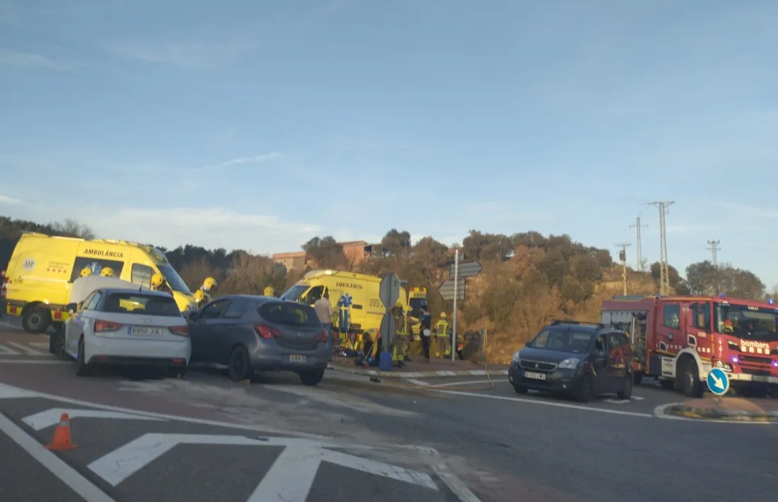 L'accident s'ha produït a l'enreuament amb la C-26.